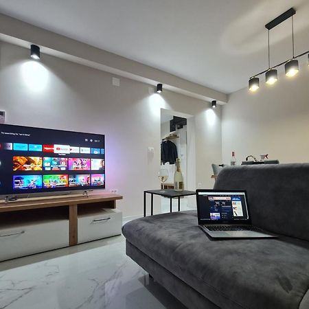 רייקה Mias Luxury Apartment מראה חיצוני תמונה