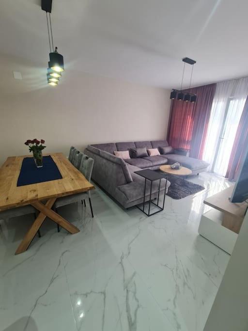 רייקה Mias Luxury Apartment מראה חיצוני תמונה
