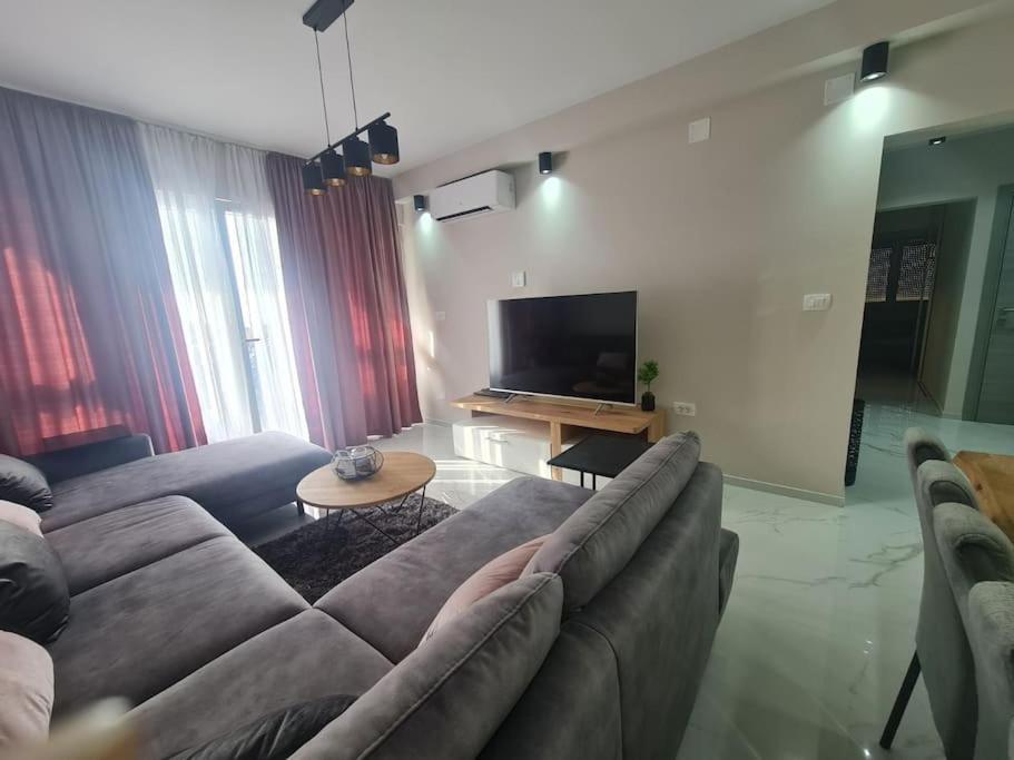 רייקה Mias Luxury Apartment מראה חיצוני תמונה