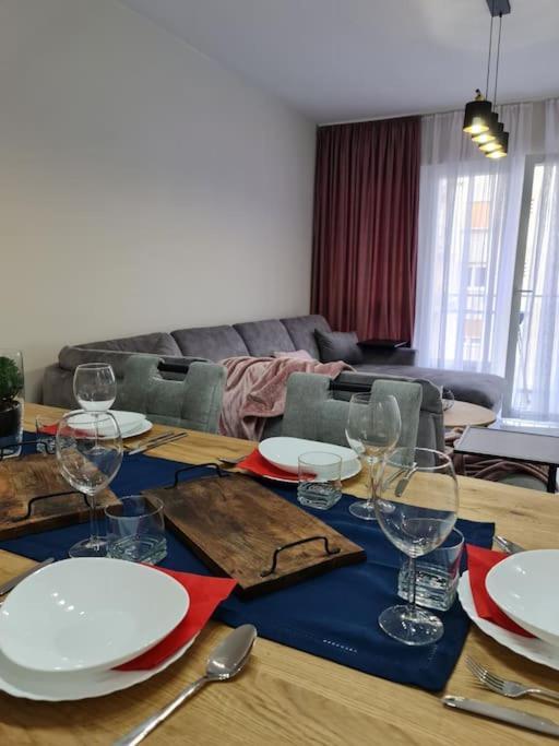 רייקה Mias Luxury Apartment מראה חיצוני תמונה