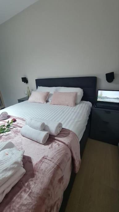 רייקה Mias Luxury Apartment מראה חיצוני תמונה