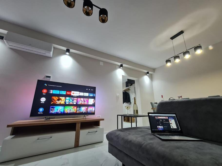 רייקה Mias Luxury Apartment מראה חיצוני תמונה
